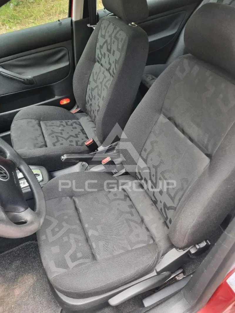 2000 Volkswagen GOLF