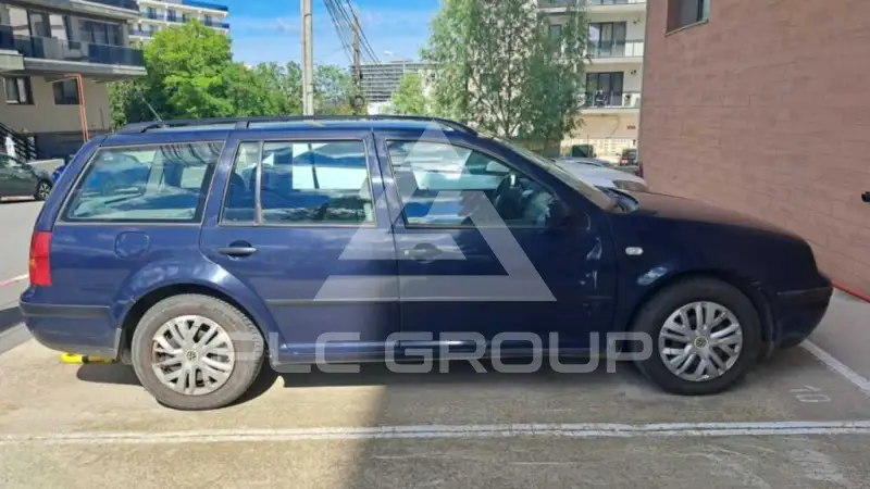 2000 Volkswagen GOLF