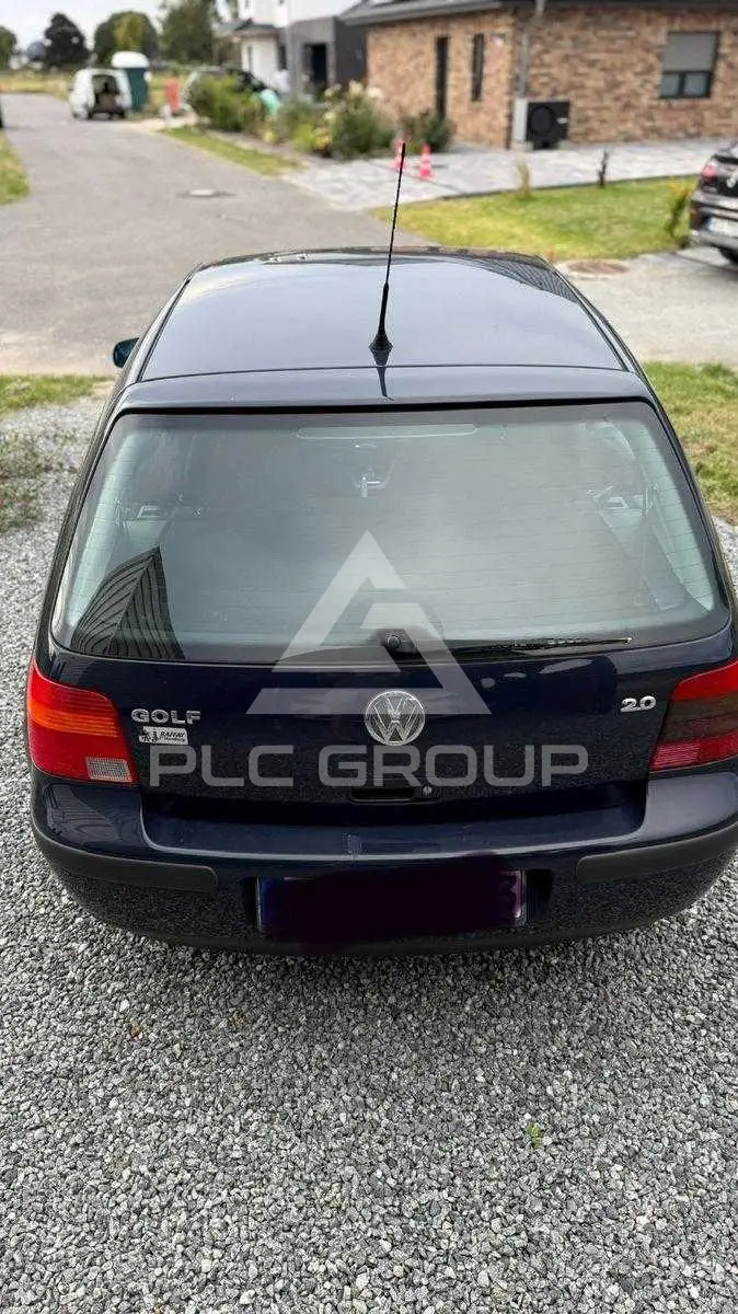 2000 Volkswagen GOLF