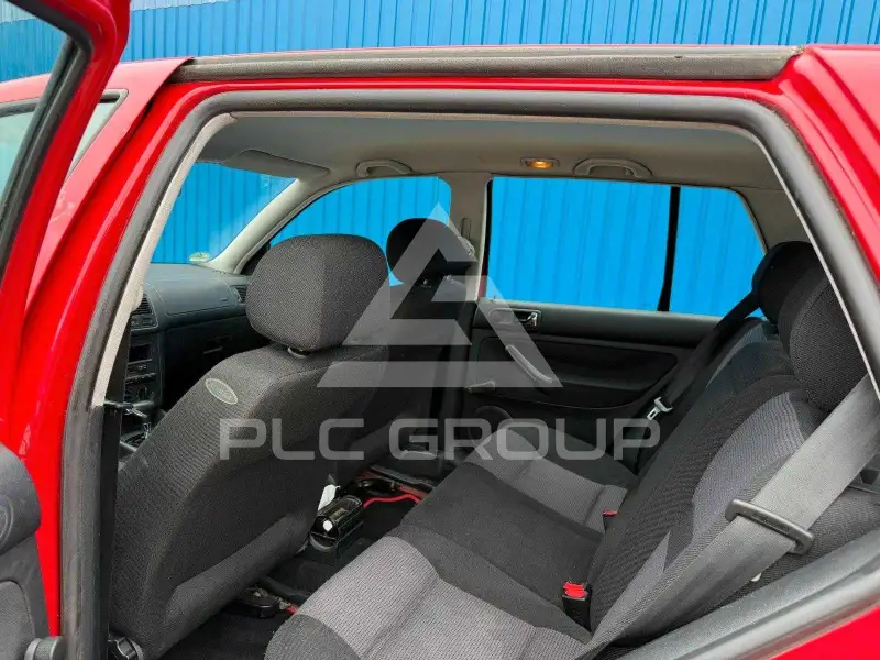 2000 Volkswagen GOLF