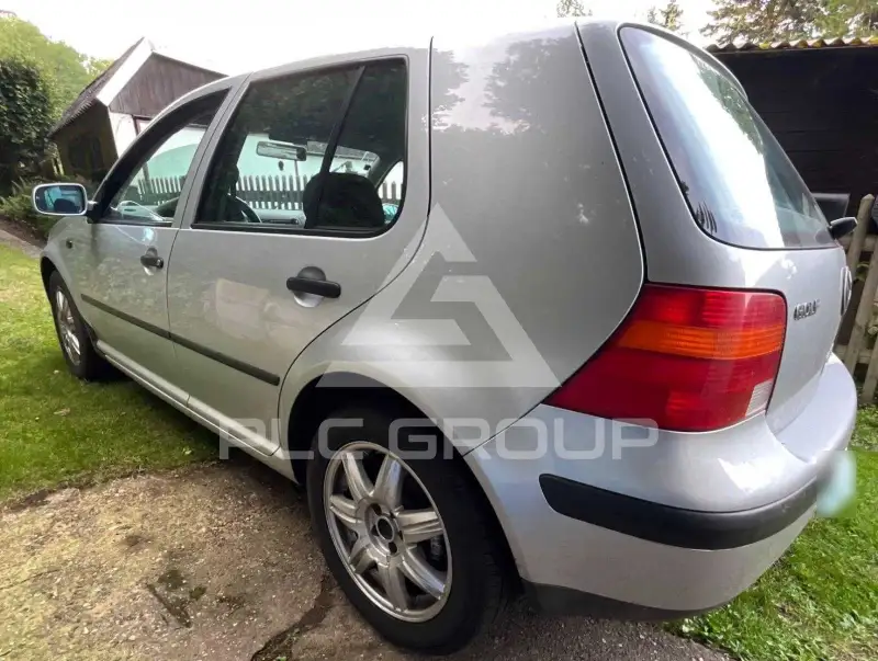 2000 Volkswagen GOLF
