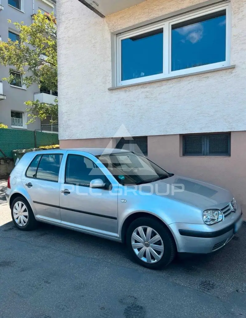 2000 Volkswagen GOLF