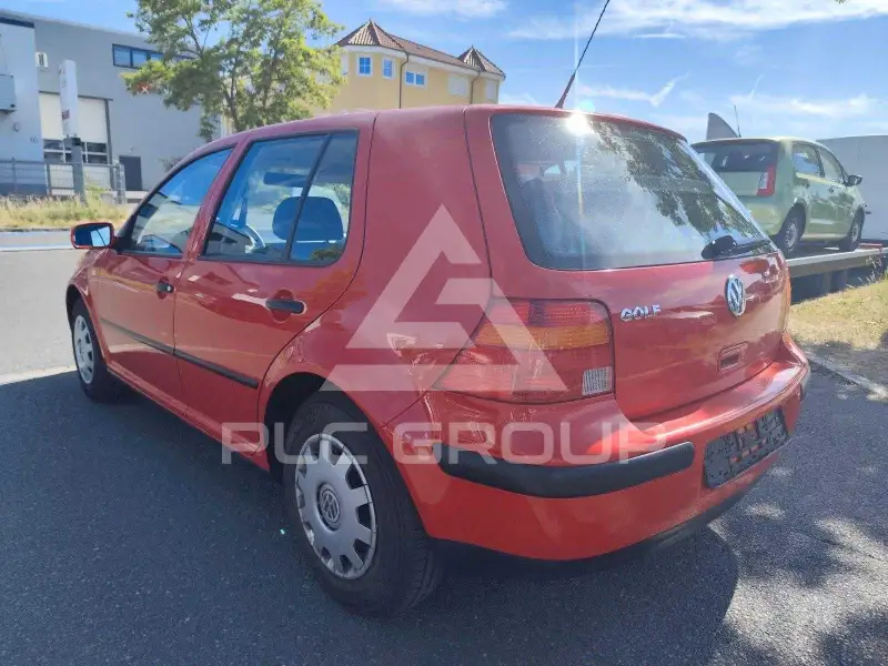 2000 Volkswagen GOLF