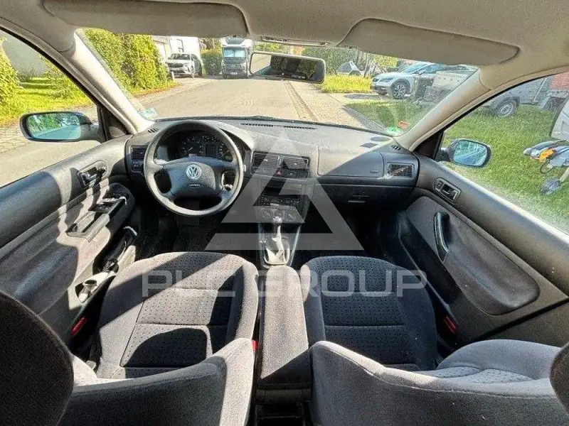 2000 Volkswagen GOLF