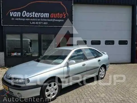 2000 Renault Laguna