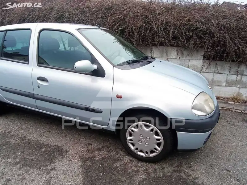 2000 Renault Clio