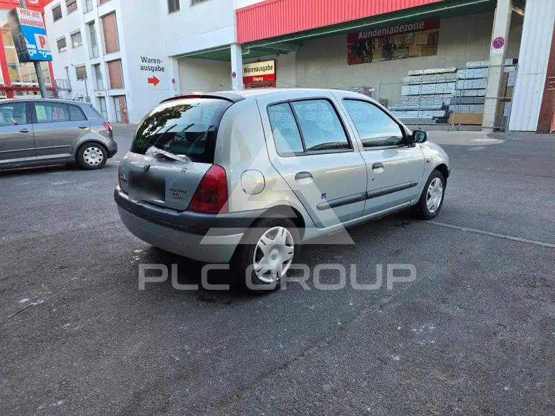 2000 Renault Clio