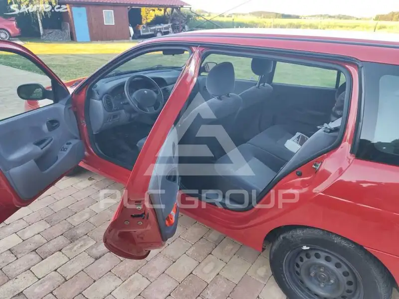 2000 Renault Megane