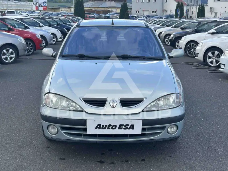 2000 Renault Megane