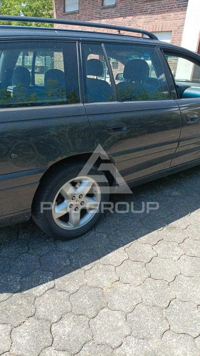 2000 Opel Omega