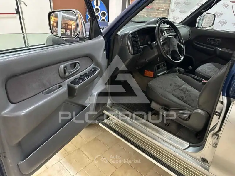 2001 Mitsubishi L200
