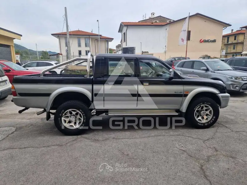 2001 Mitsubishi L200