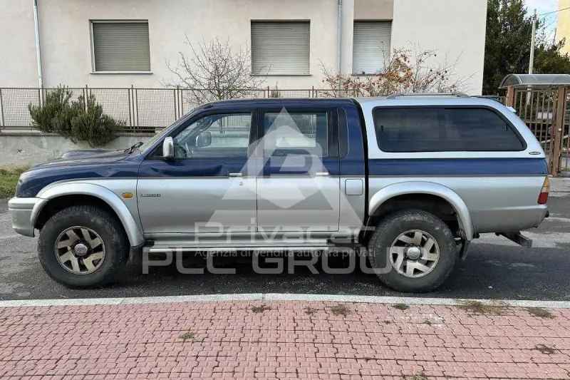 2001 Mitsubishi L200