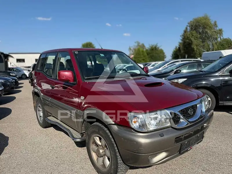2001 Nissan Terrano