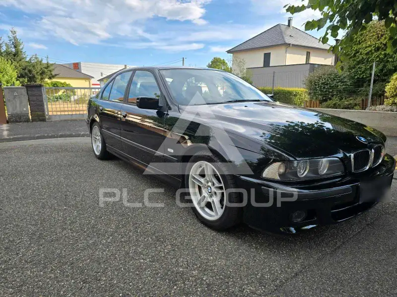 2001 BMW 523