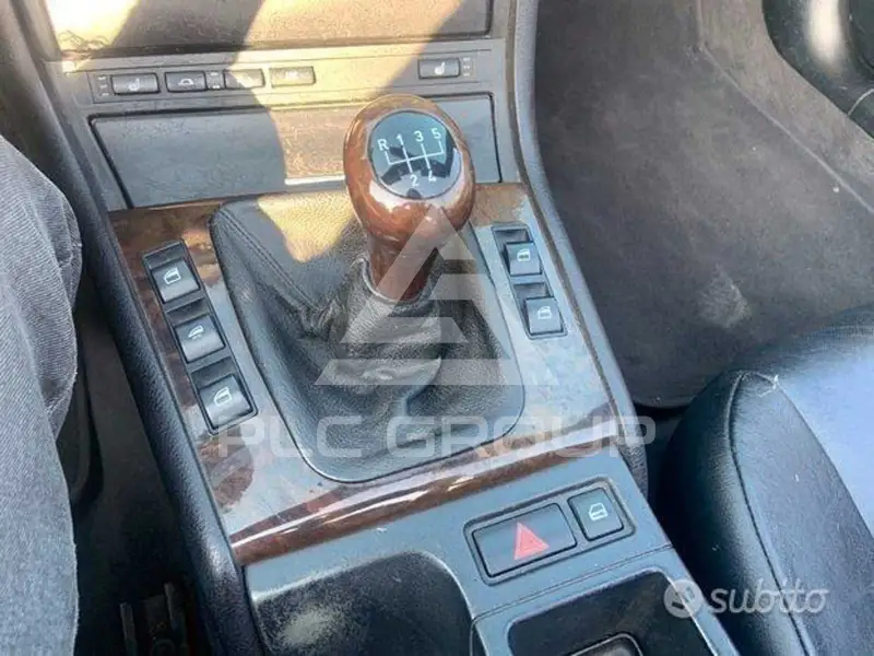 2001 BMW 330