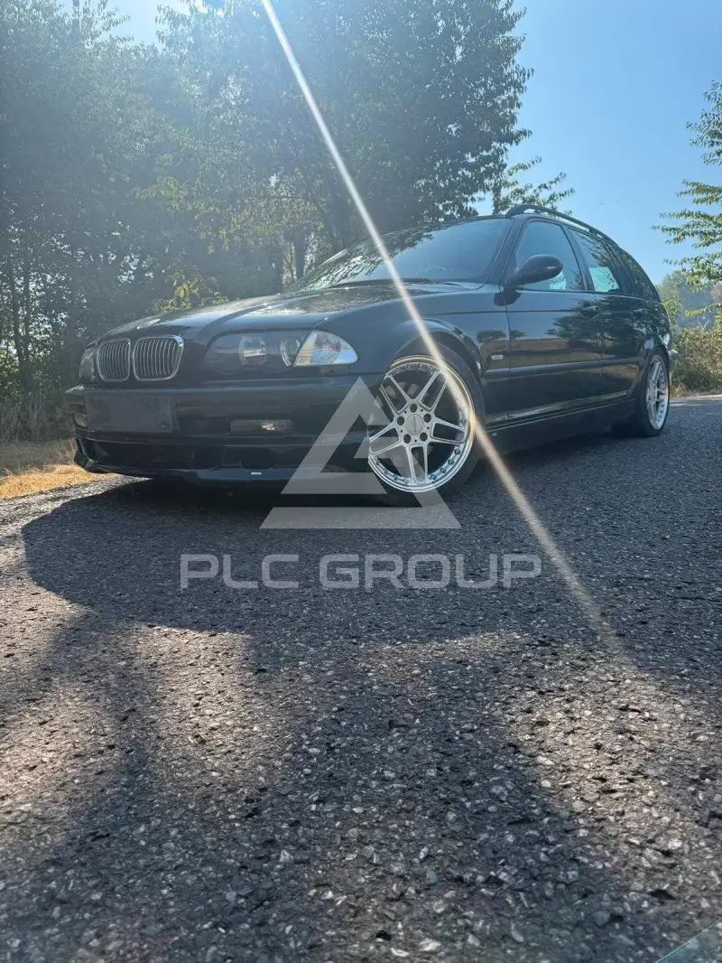 2001 BMW 330