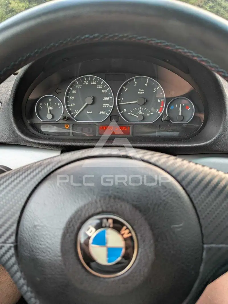 2001 BMW 330