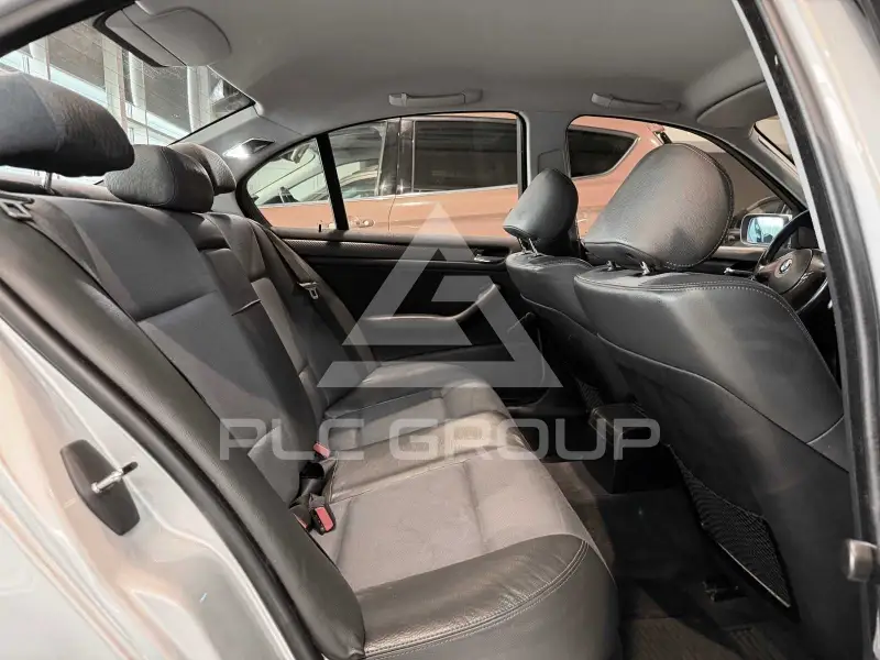 2001 BMW 330