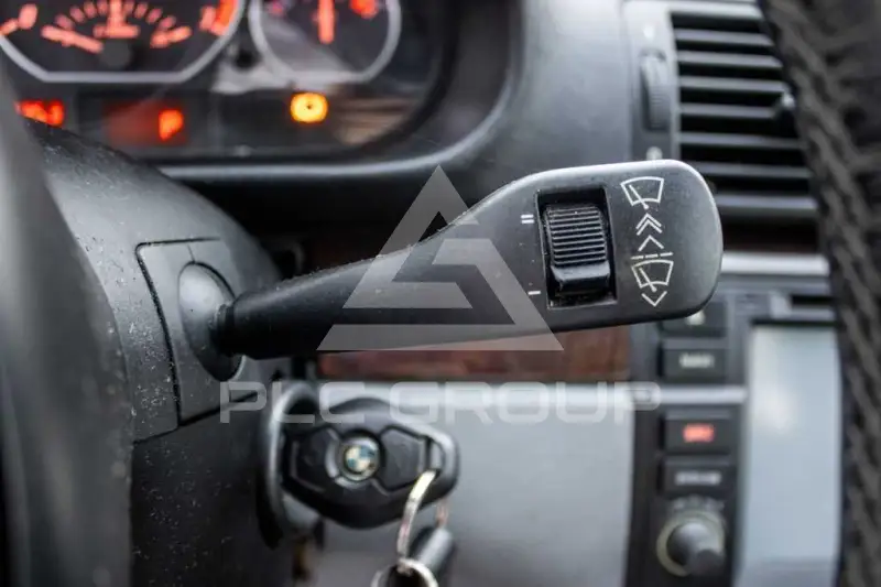 2001 BMW 120