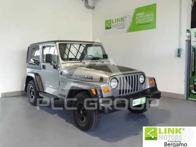 2001 Jeep WRANGLER