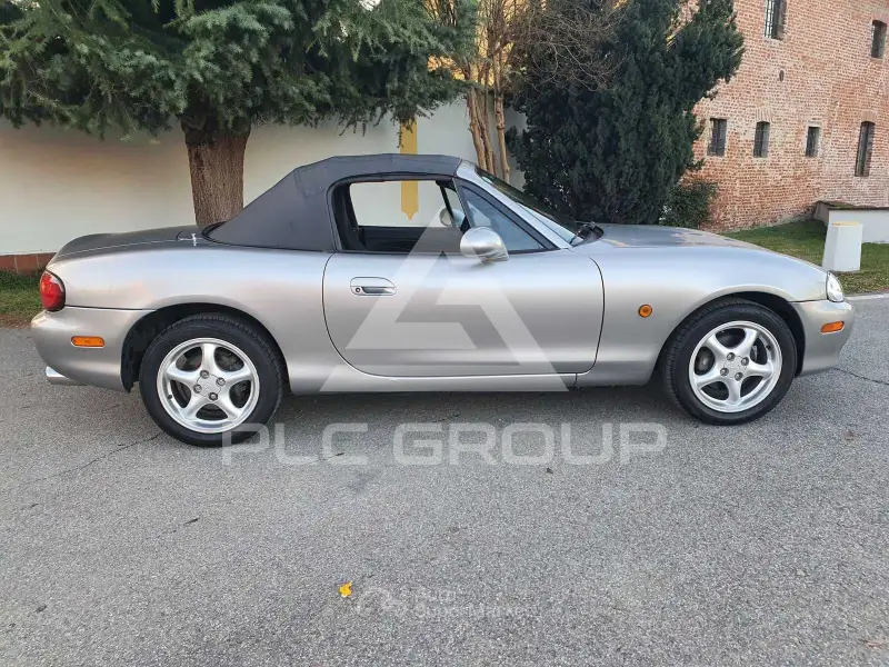 2001 Mazda MX-5