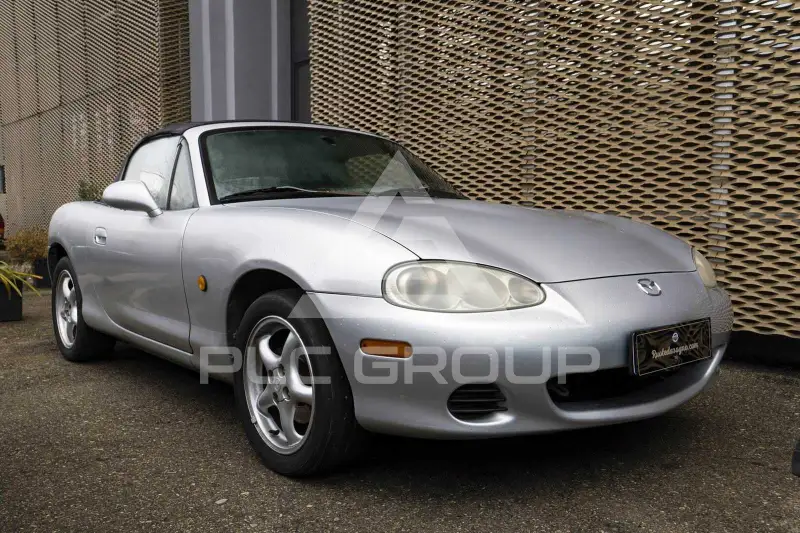 2001 Mazda MX-5