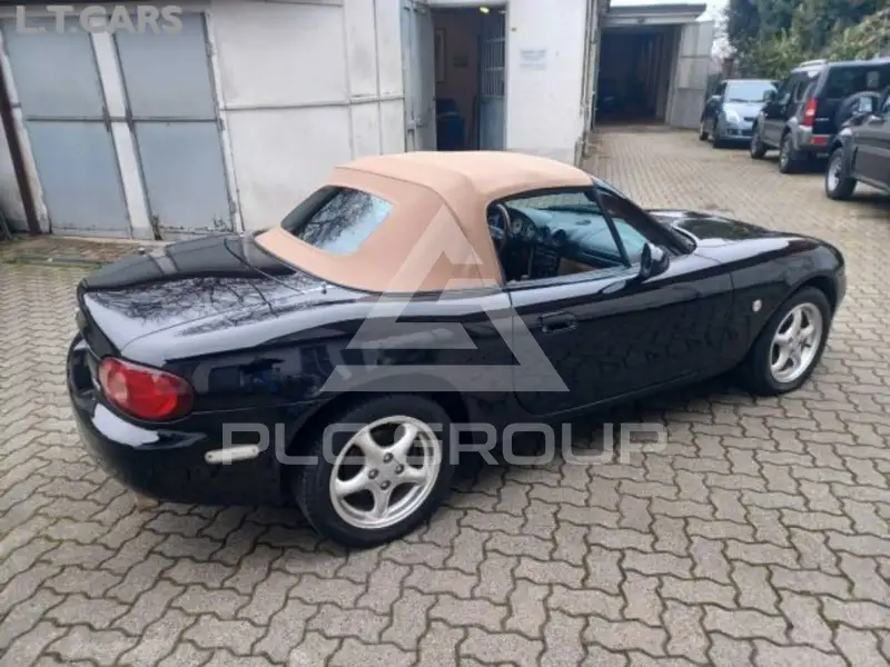 2001 Mazda MX-5