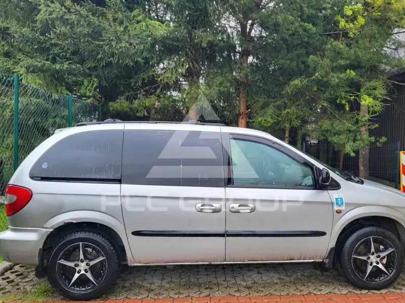 2001 Chrysler VOYAGER