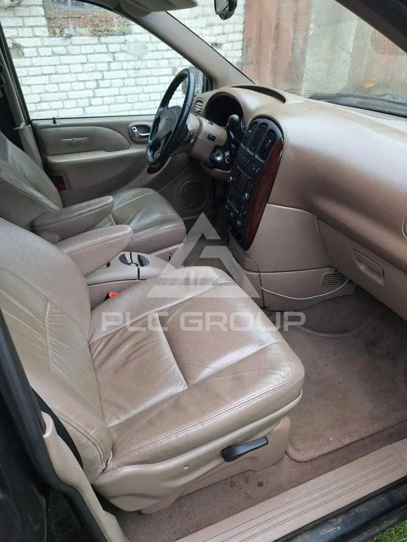 2001 Chrysler Grand Voyager