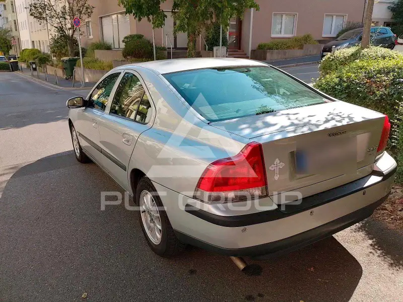 2001 Volvo S60