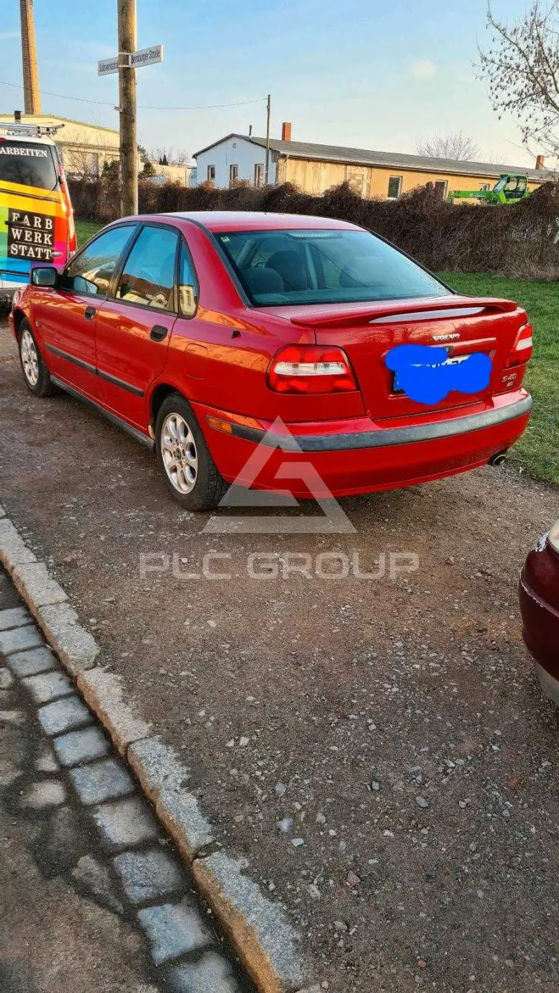 2001 Volvo S40