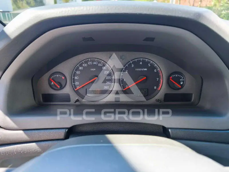 2001 Volvo S80