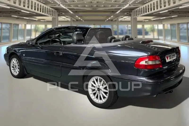 2001 Volvo C70