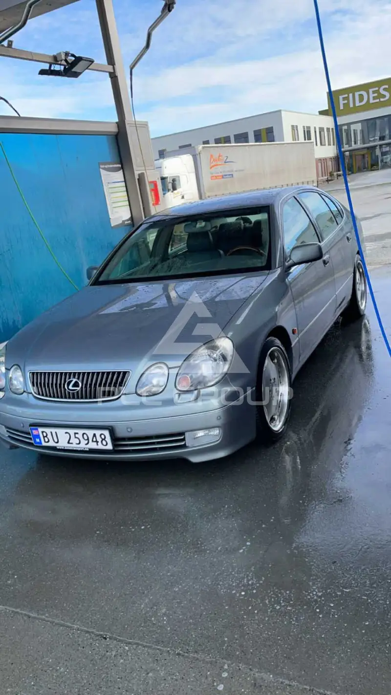2001 Lexus GS