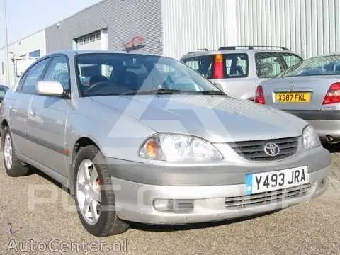 2001 Toyota Avensis