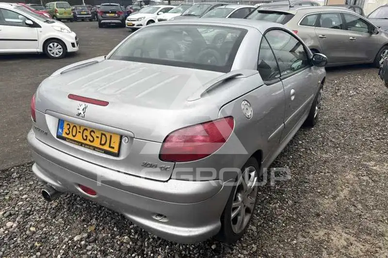 2001 Peugeot 206