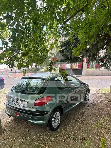 2001 Peugeot 206