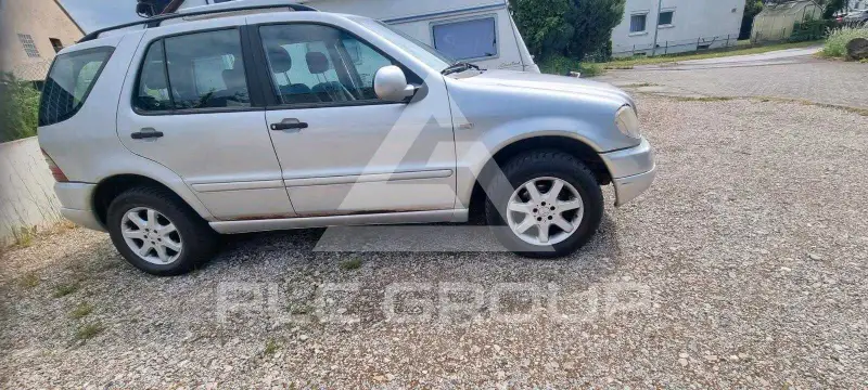 2001 Mercedes Benz ML-Class