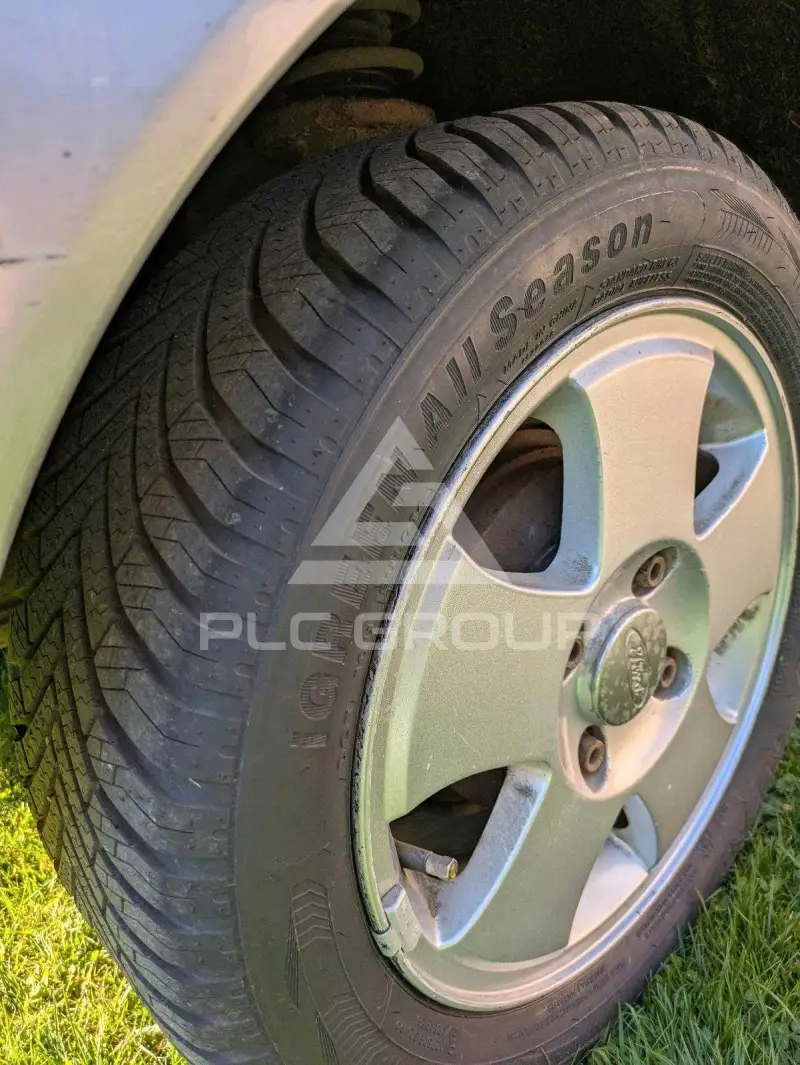 2001 Ford FIESTA