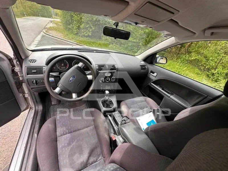 2001 Ford Mondeo