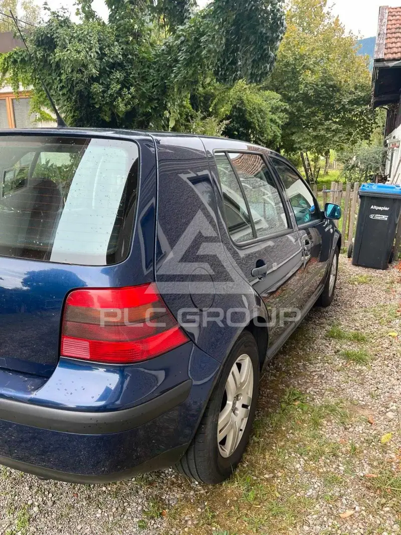 2001 Volkswagen GOLF