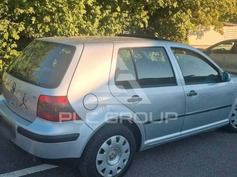 2001 Volkswagen GOLF