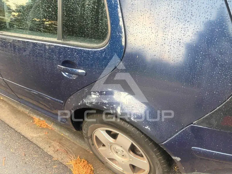 2001 Volkswagen GOLF