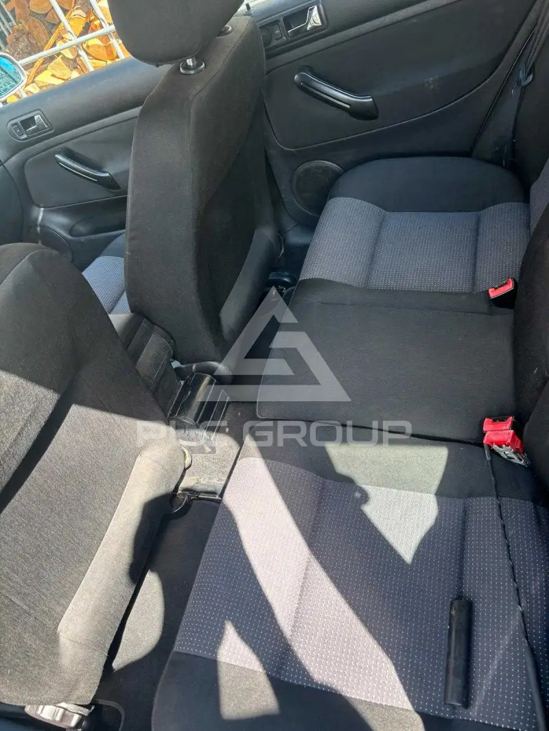 2001 Volkswagen GOLF