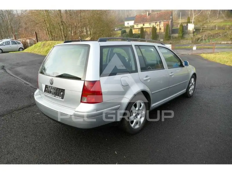2001 Volkswagen GOLF