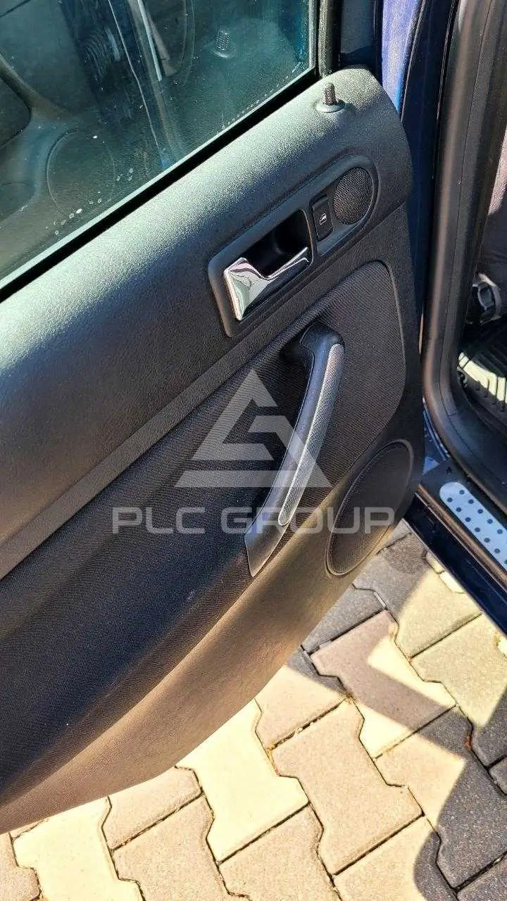 2001 Volkswagen GOLF