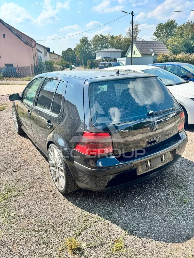 2001 Volkswagen GOLF