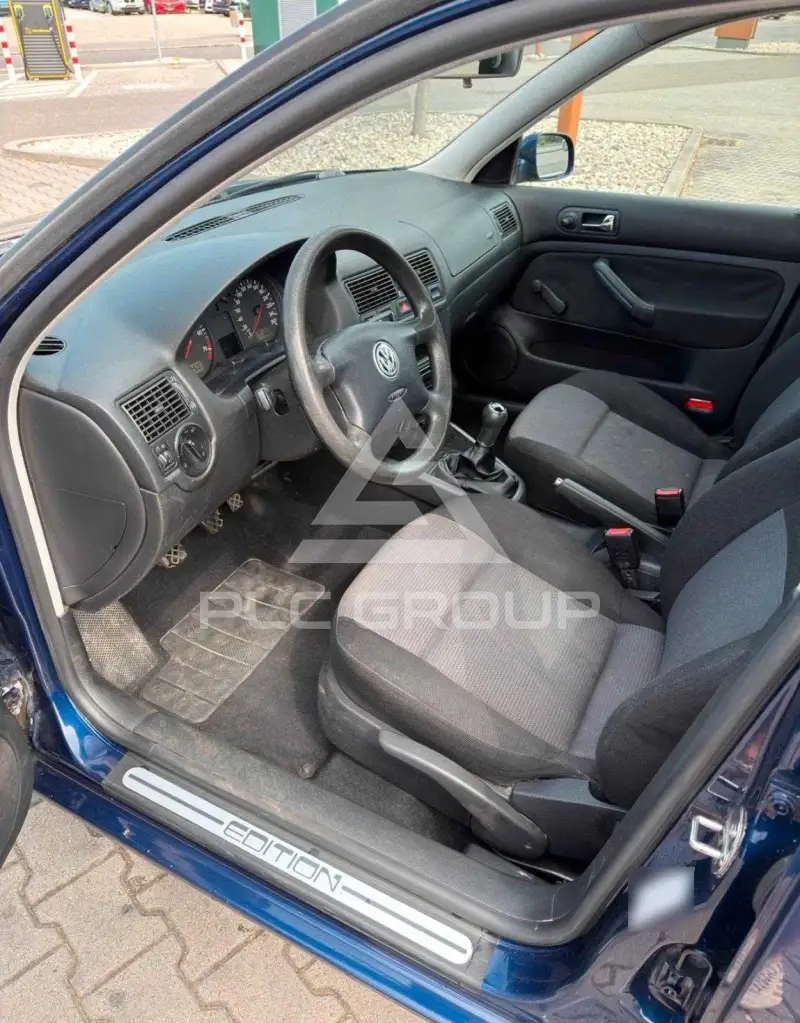 2001 Volkswagen GOLF
