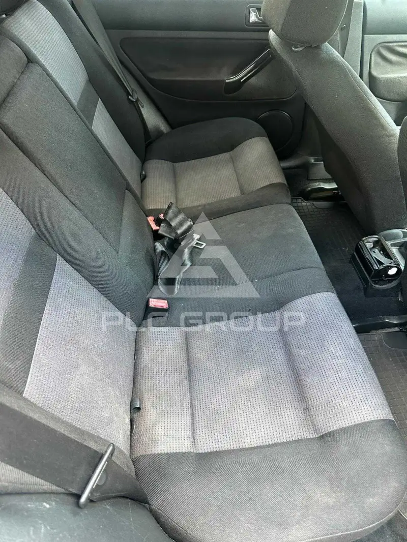 2001 Volkswagen GOLF